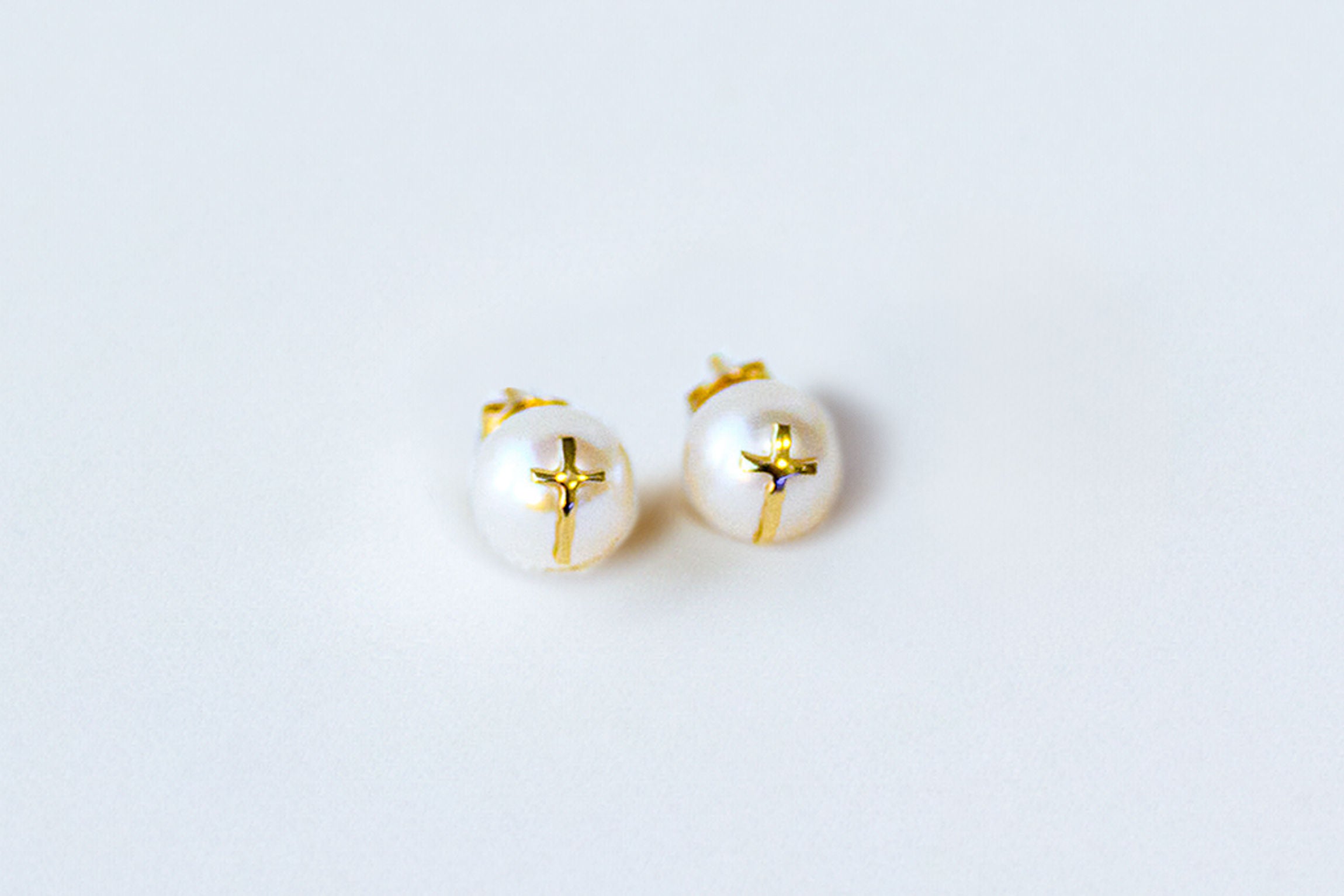 Pearl Cross Stud Earrings